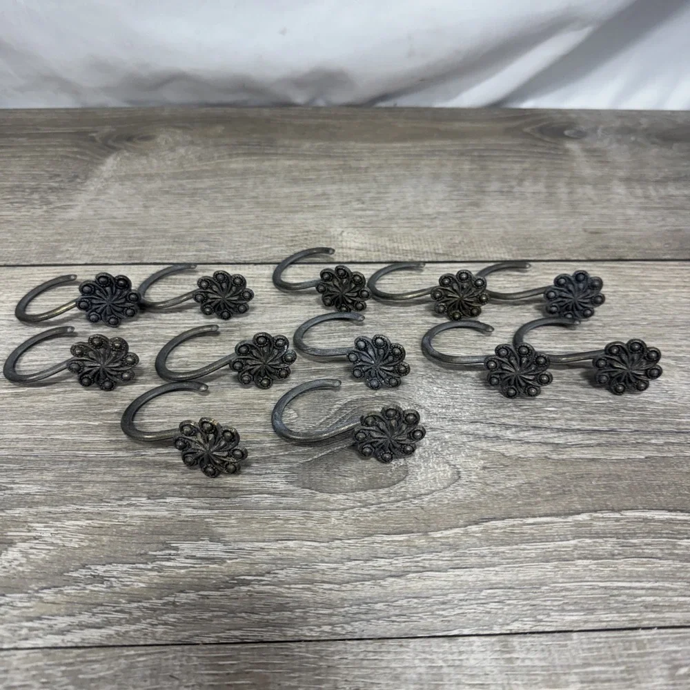 Set of 12 Vintage Style Pewter Bronze Floral Shower Curtain Hooks Rings Metal